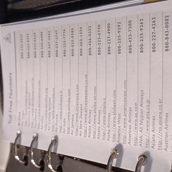 Zippered plan a head business binder - Picture 7 of 9